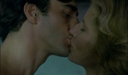 情殇玫瑰园 在线观看,浪漫爱情故事的在线观看指南